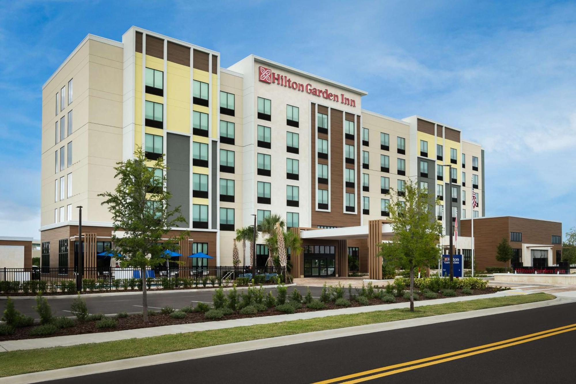 Hilton Garden Inn Orlando I-4 Millenia Blvd Mall Exteriör bild